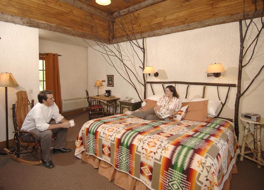 Finger Lakes Lodging Skaneateles Oda fotoğraf