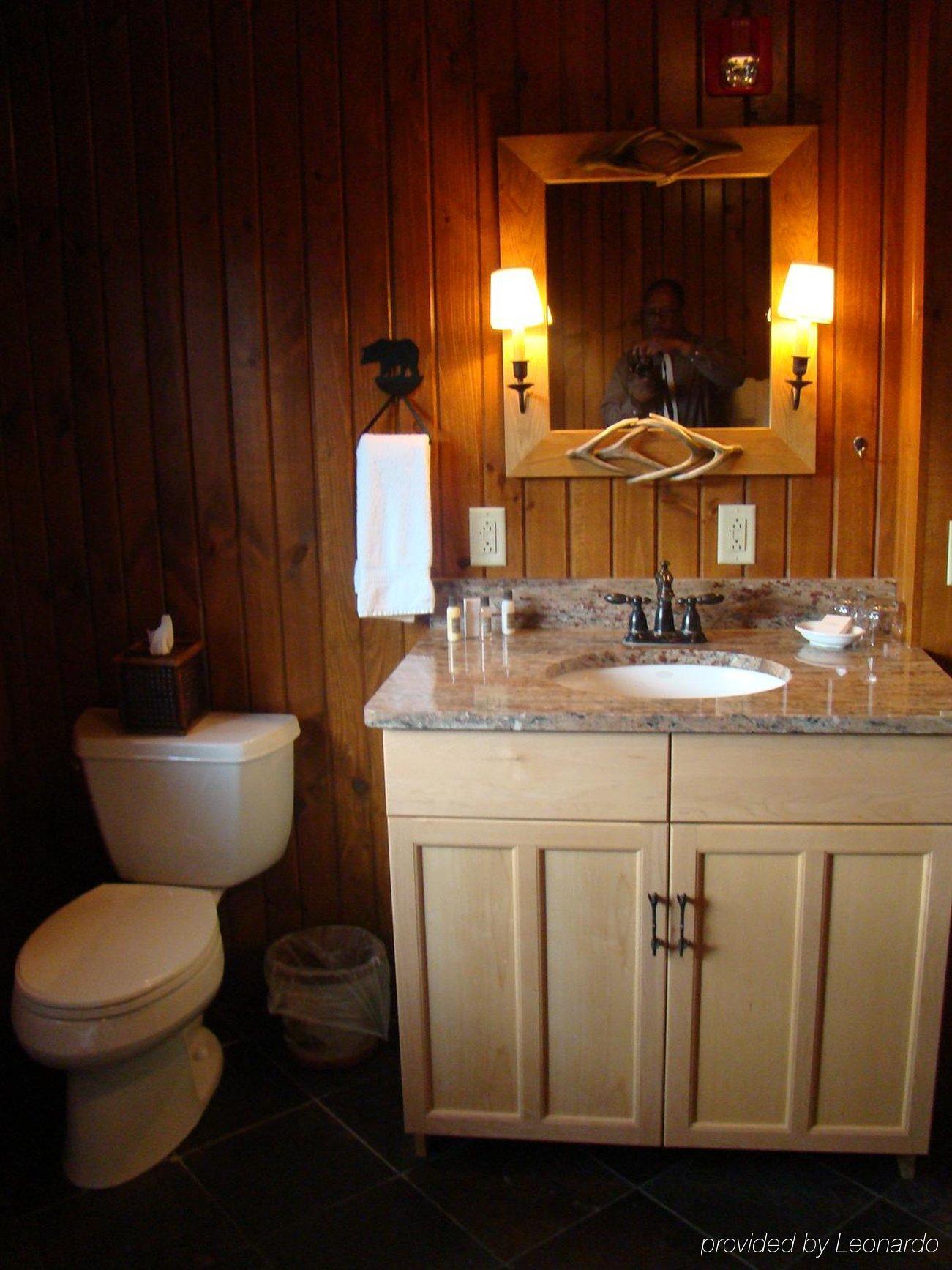 Finger Lakes Lodging Skaneateles Oda fotoğraf
